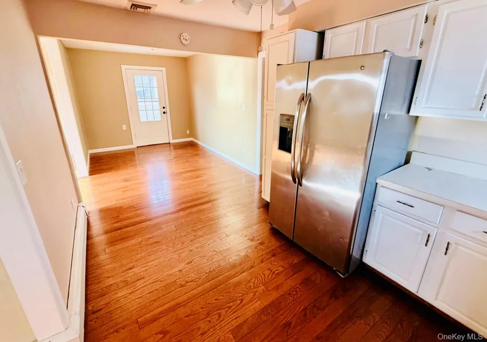 43 Johnson Avenue Ronkonkoma, NY 11779