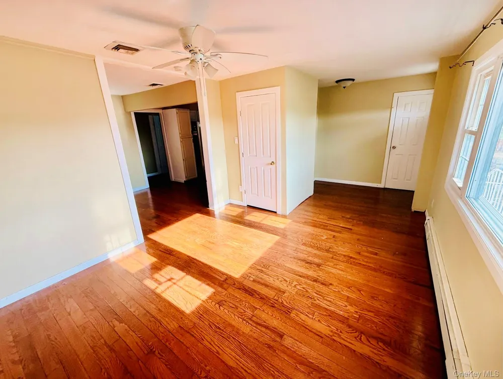 43 Johnson Avenue Ronkonkoma, NY 11779
