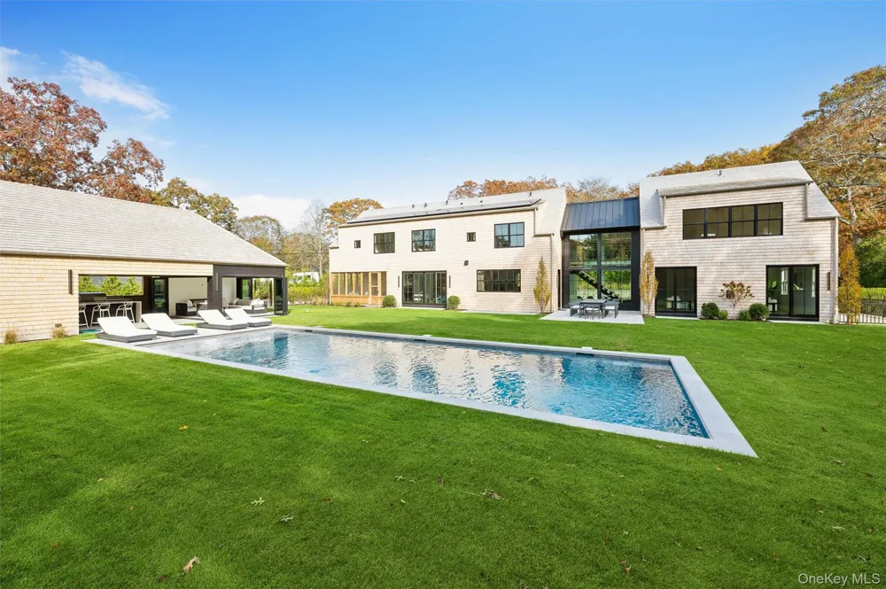 510 Abrahams Path Amagansett, NY 11930