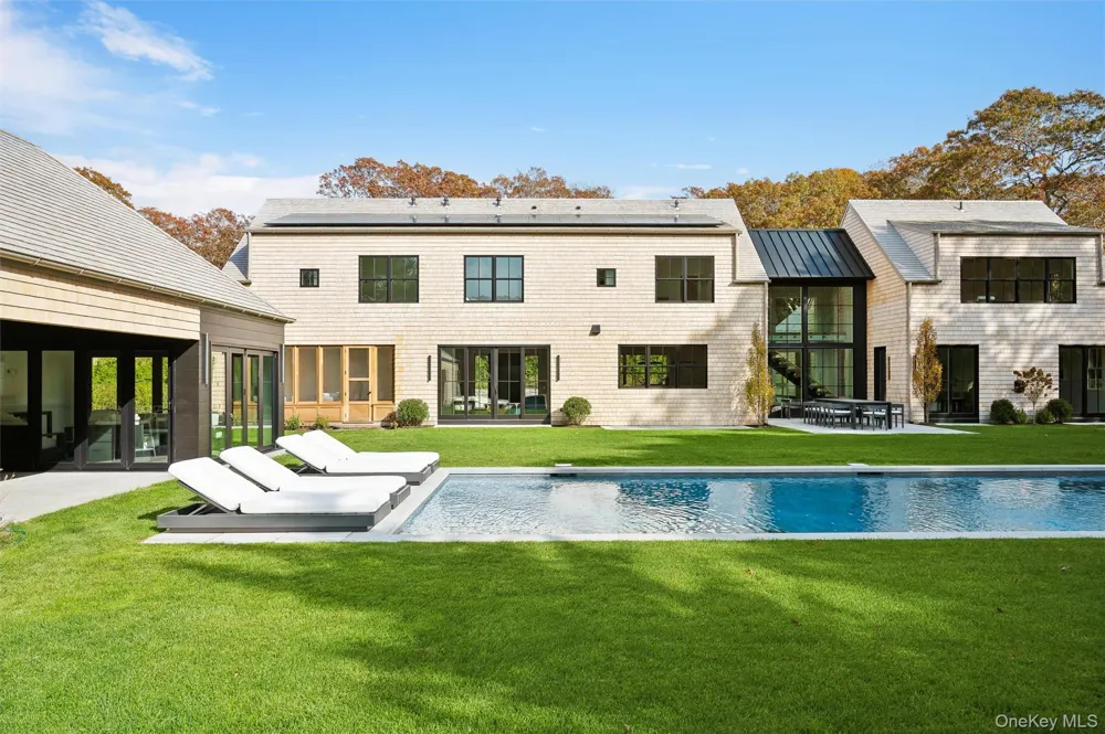 510 Abrahams Path Amagansett, NY 11930