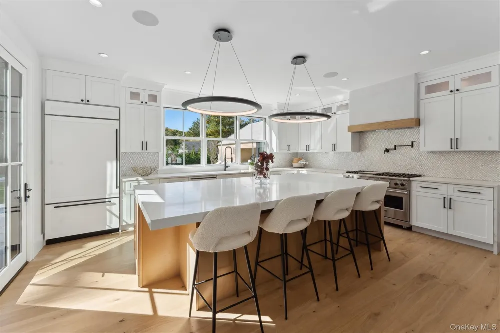 510 Abrahams Path Amagansett, NY 11930
