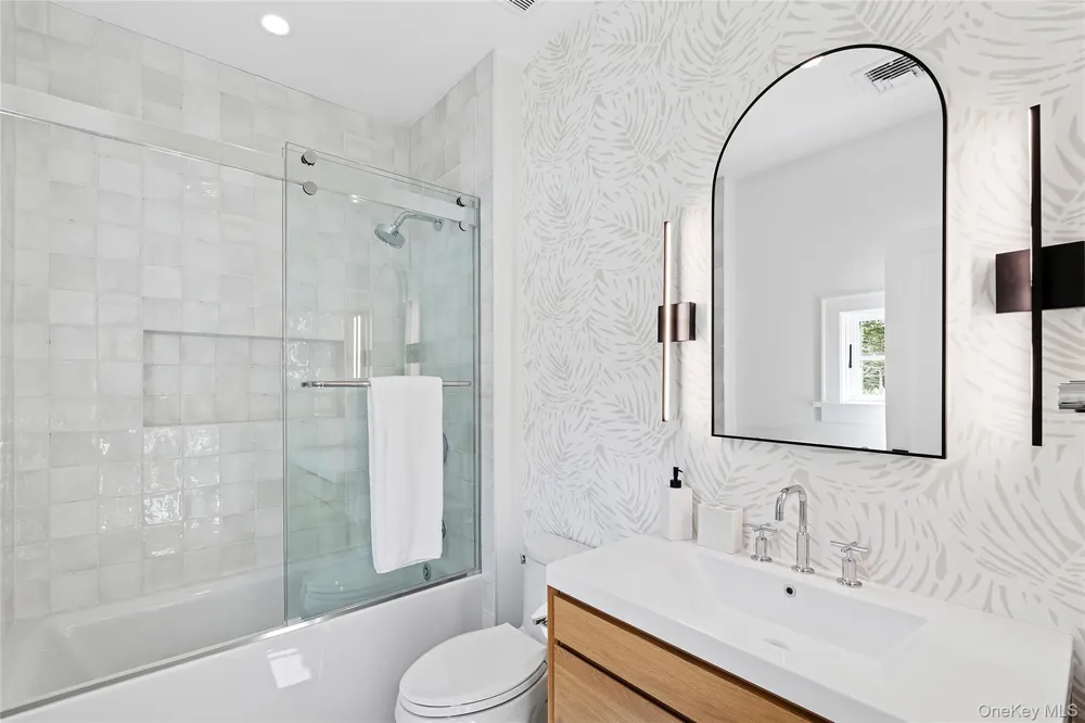 510 Abrahams Path Amagansett, NY 11930