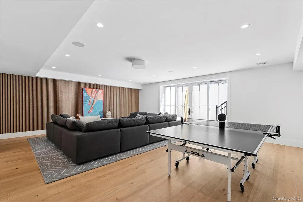 510 Abrahams Path Amagansett, NY 11930