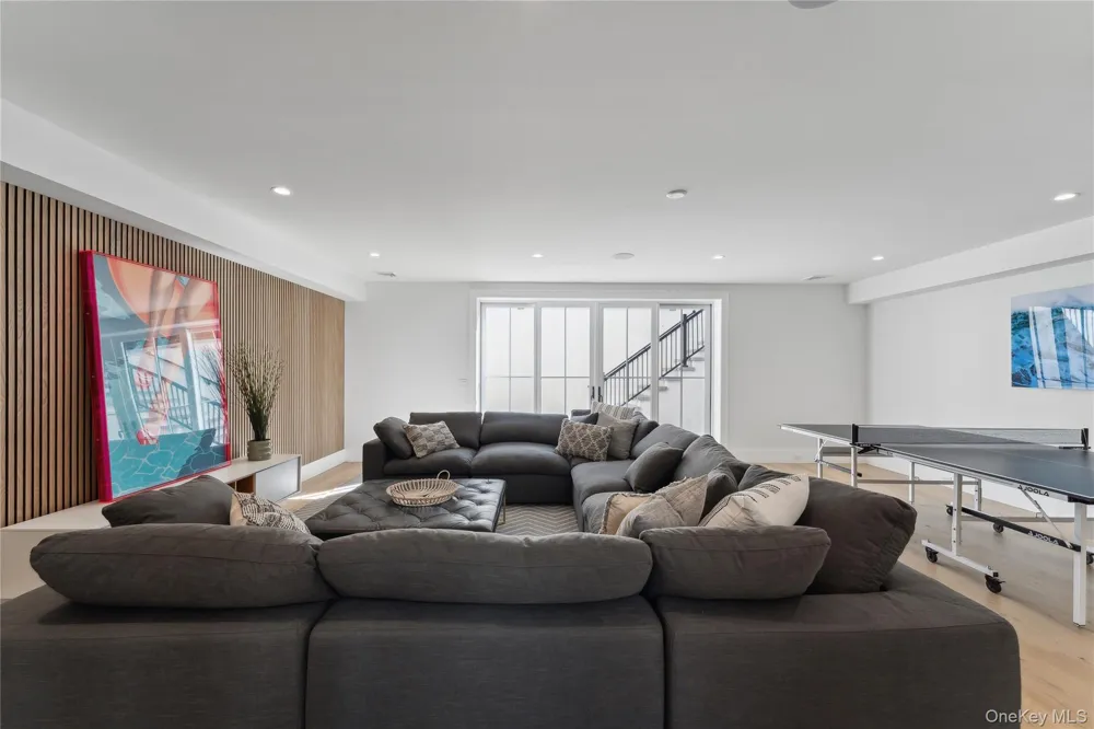 510 Abrahams Path Amagansett, NY 11930