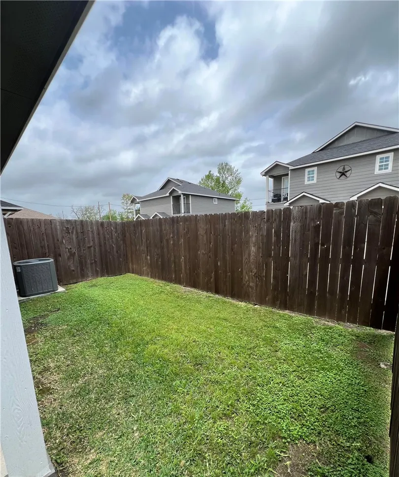 6501 Osprey Drive #A+B Houston, TX 77048