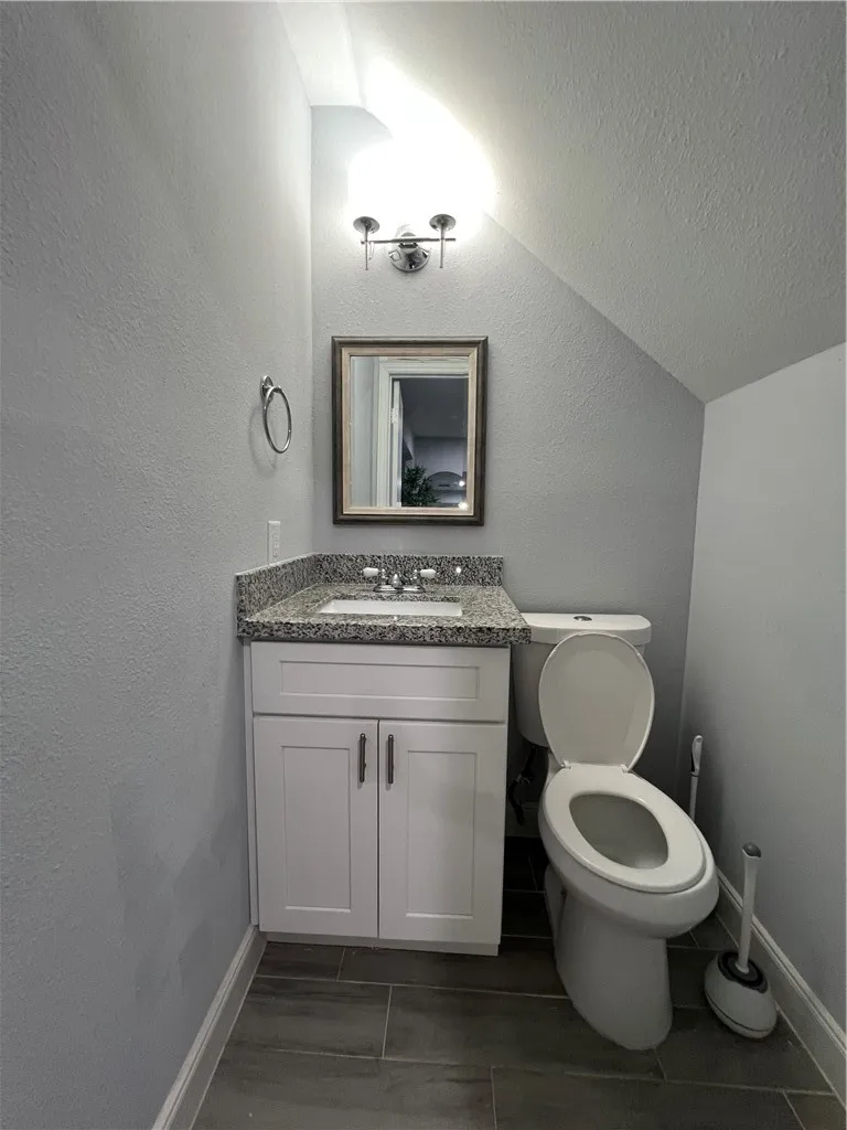 6501 Osprey Drive #A+B Houston, TX 77048