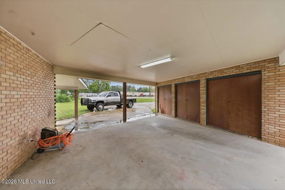 270 Magnolia Drive Raleigh, MS 39153