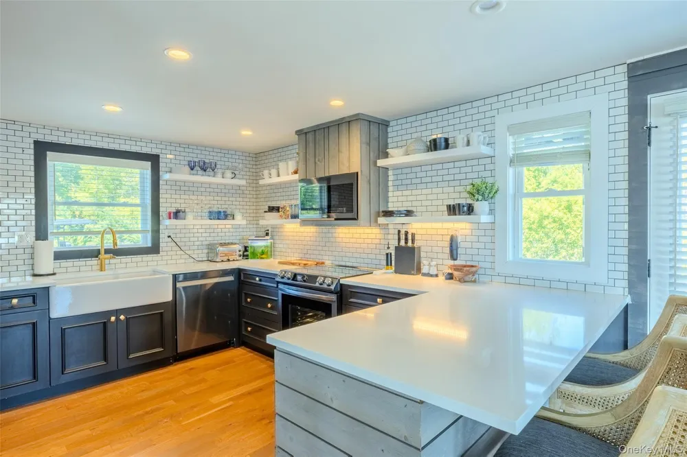 53 Old Neck Road S Center Moriches, NY 11934
