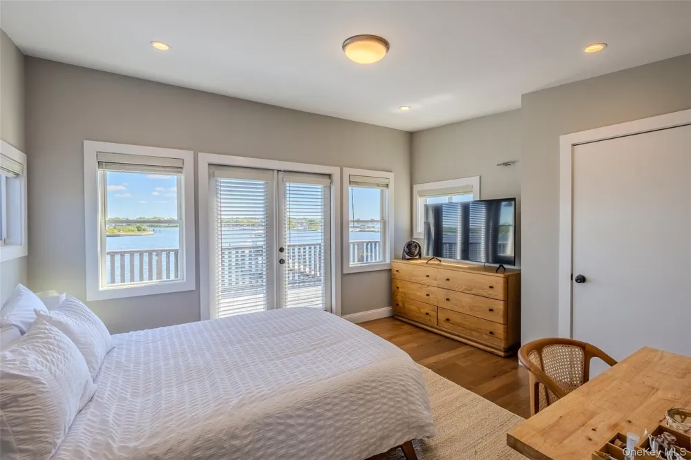 53 Old Neck Road S Center Moriches, NY 11934