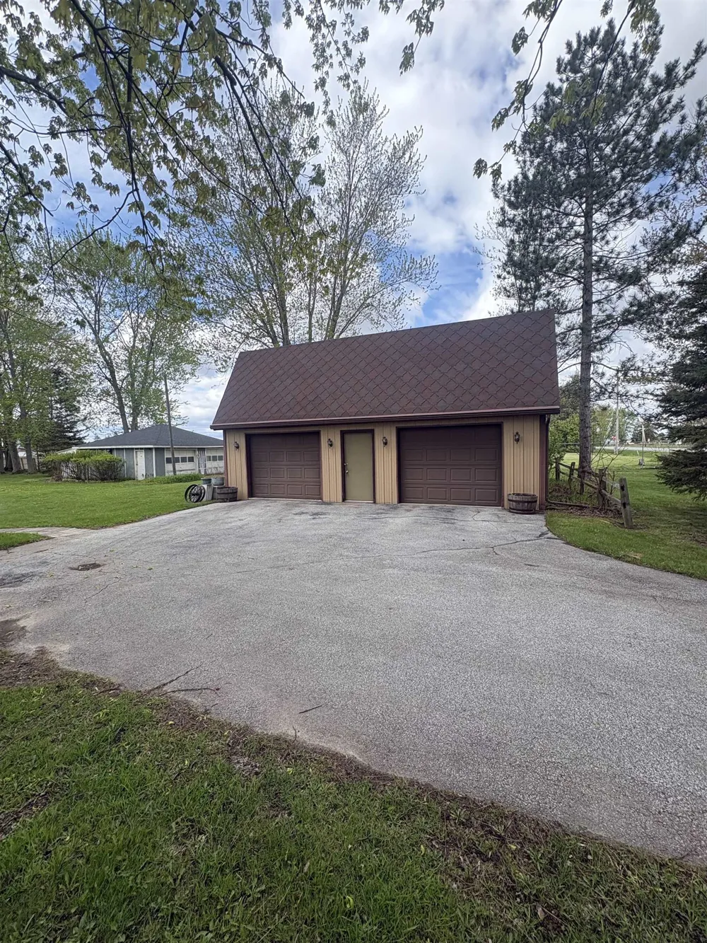 1891 W Moore Road Spaulding Township, MI 48601