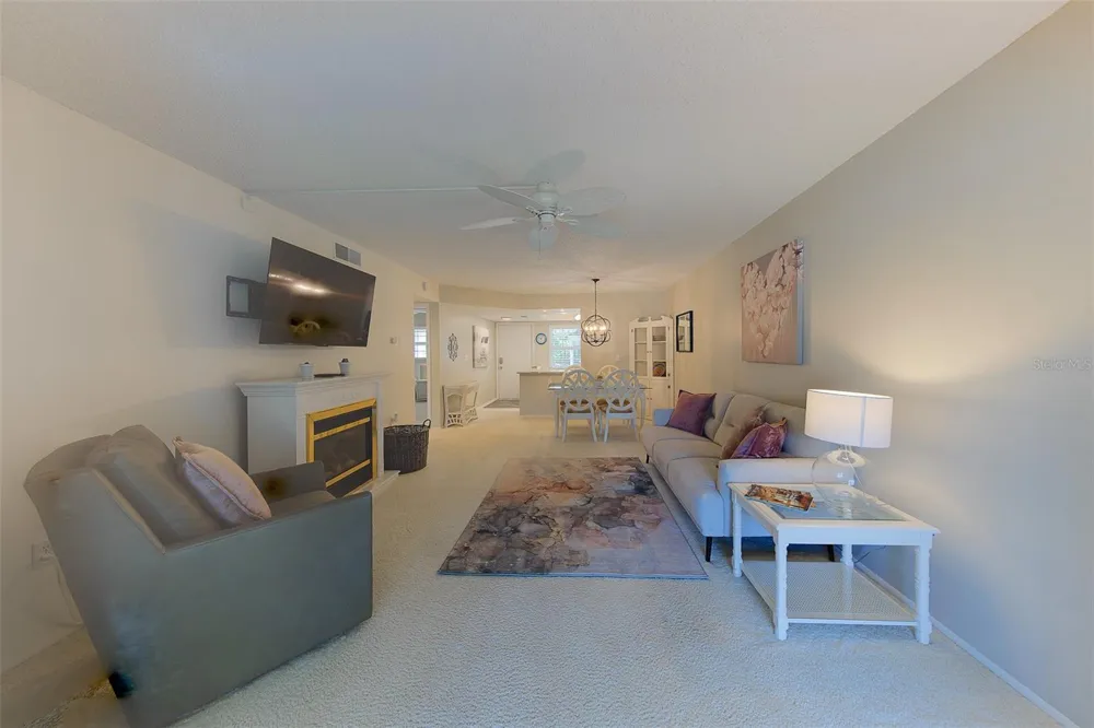 946 VIRGINIA STREET #107 Dunedin, FL 34698