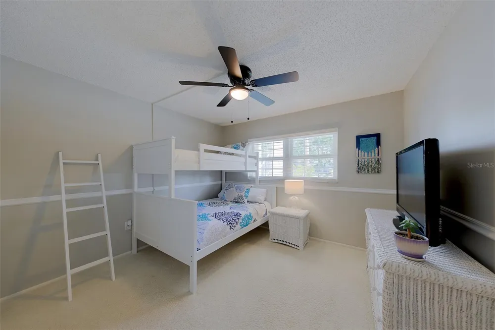 946 VIRGINIA STREET #107 Dunedin, FL 34698