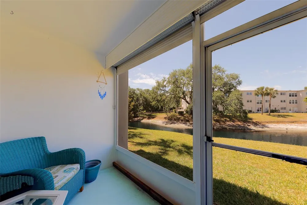 946 VIRGINIA STREET #107 Dunedin, FL 34698
