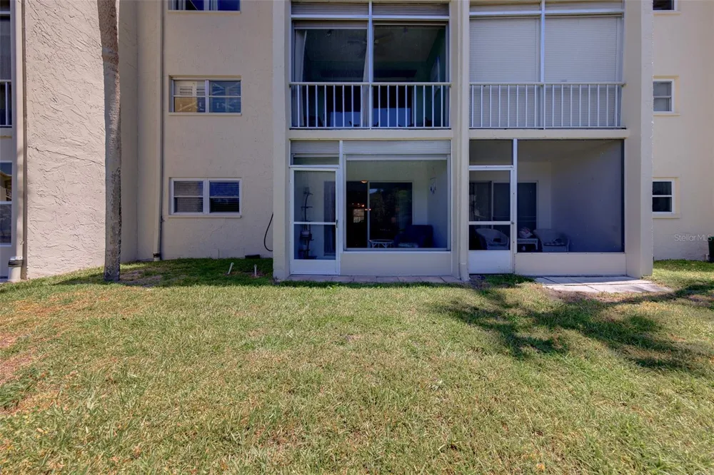 946 VIRGINIA STREET #107 Dunedin, FL 34698