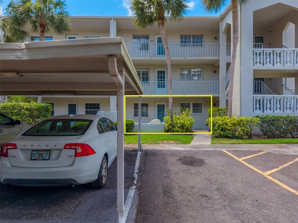 946 VIRGINIA STREET #107 Dunedin, FL 34698