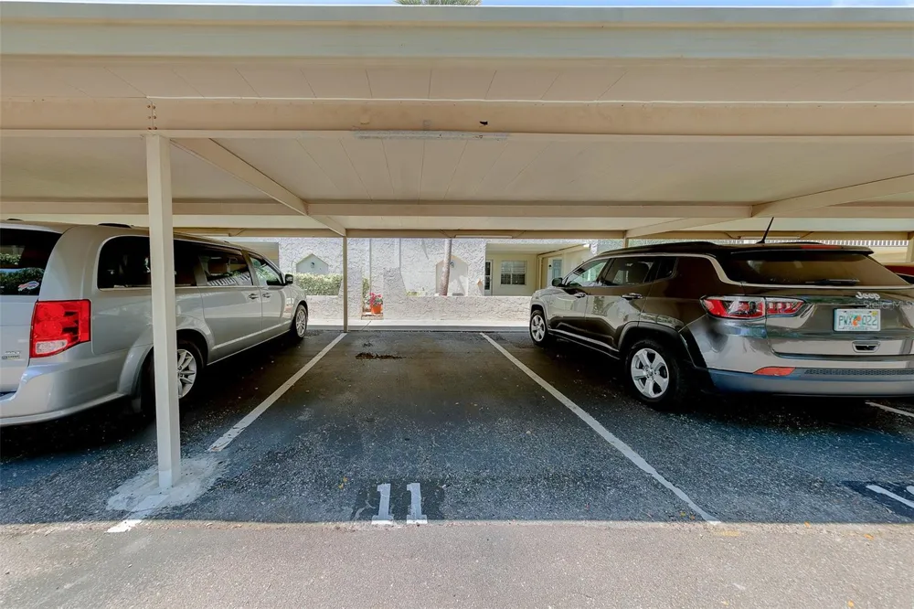 946 VIRGINIA STREET #107 Dunedin, FL 34698