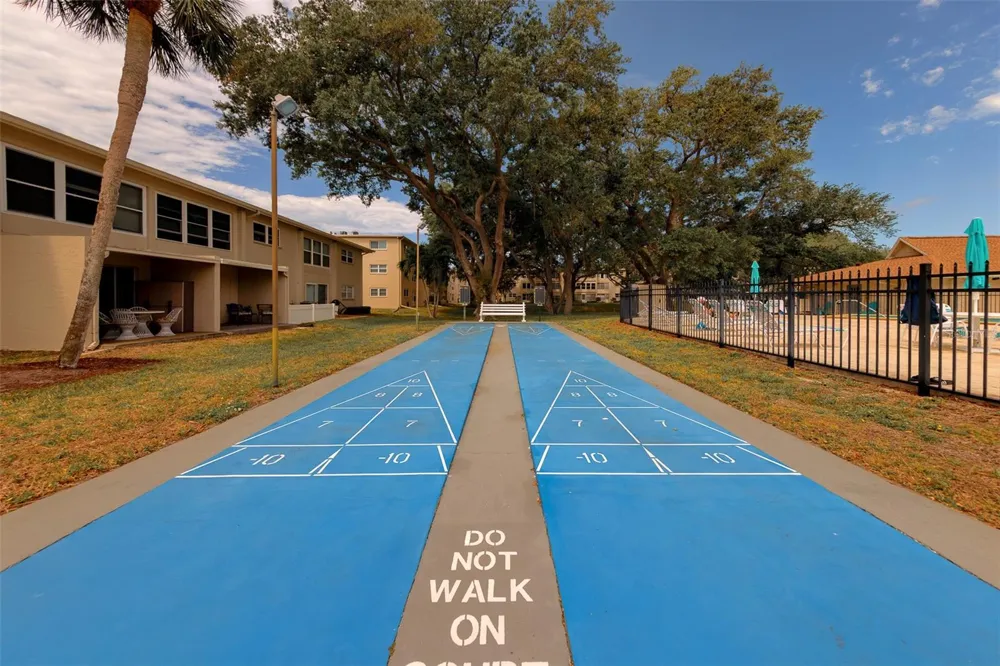 946 VIRGINIA STREET #107 Dunedin, FL 34698