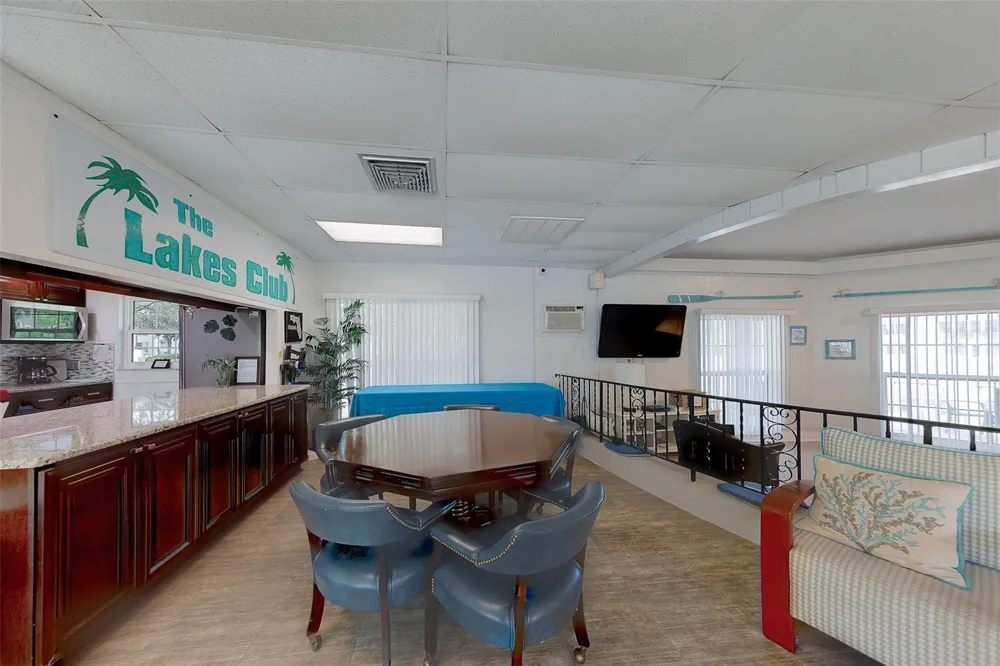 946 VIRGINIA STREET #107 Dunedin, FL 34698