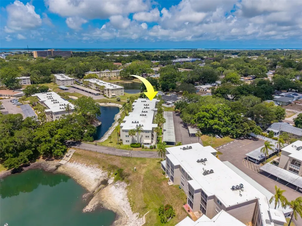 946 VIRGINIA STREET #107 Dunedin, FL 34698