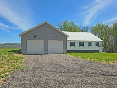 137 SHAWNEE LANE