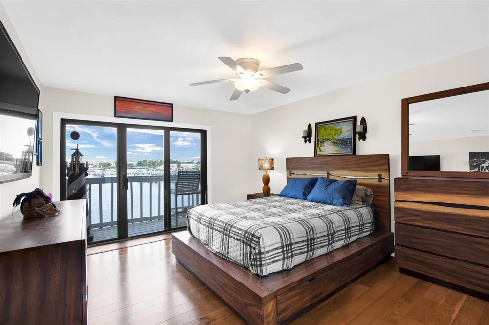 121 LAGOON COURT New Smyrna Beach, FL 32169