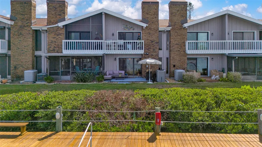 121 LAGOON COURT New Smyrna Beach, FL 32169
