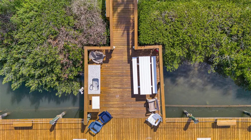 121 LAGOON COURT New Smyrna Beach, FL 32169