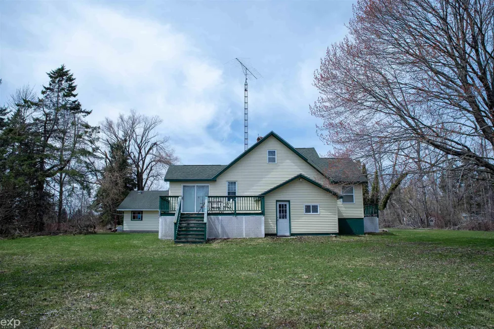 5368 Alger Smith Road Road Alcona Township, MI 48721