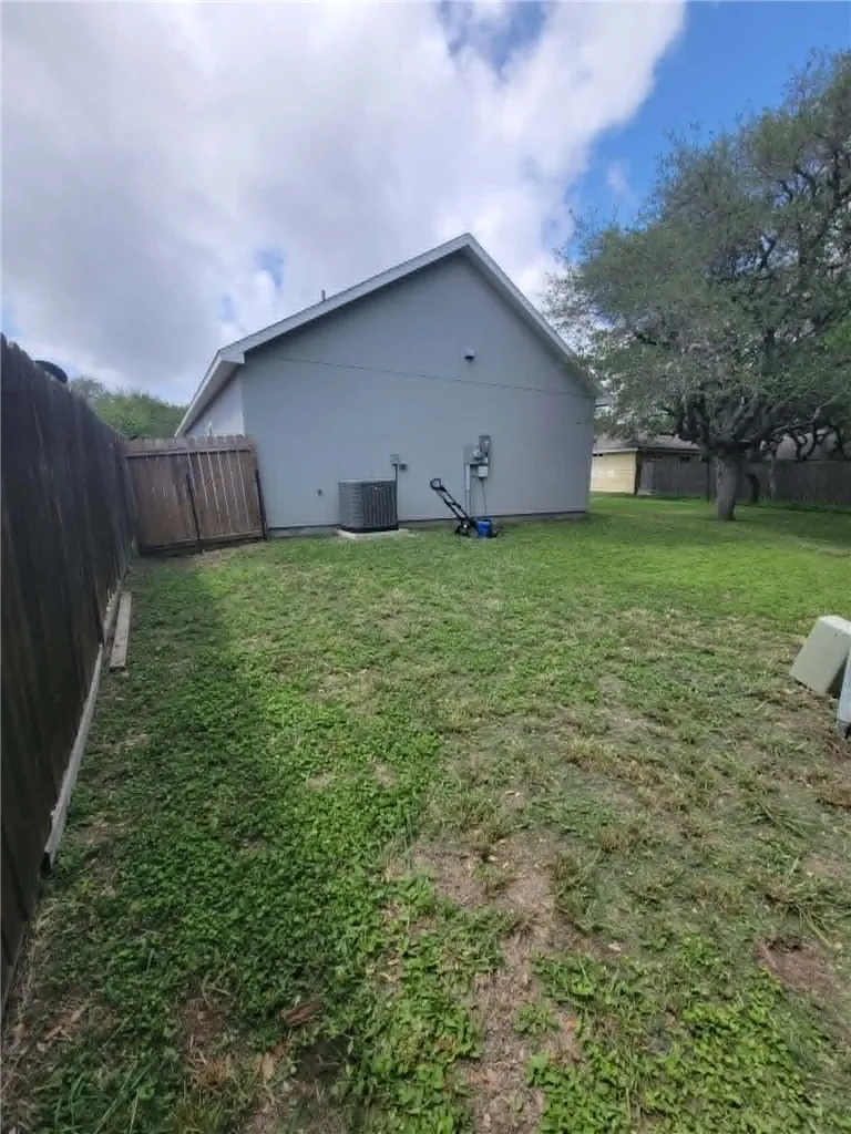 104 Pelican Avenue Aransas Pass, TX 78336