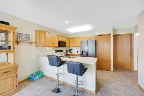 9462 Prairieview Trail