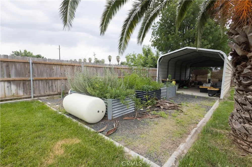 6042 Grange Corning, CA 96021
