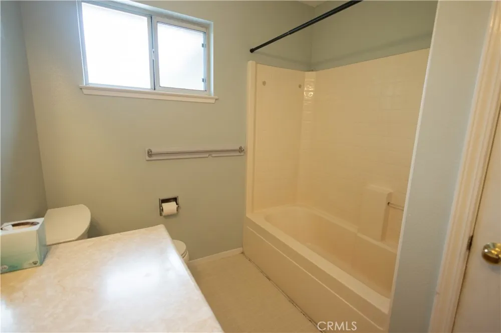 6042 Grange Corning, CA 96021