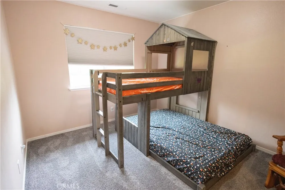 6042 Grange Corning, CA 96021