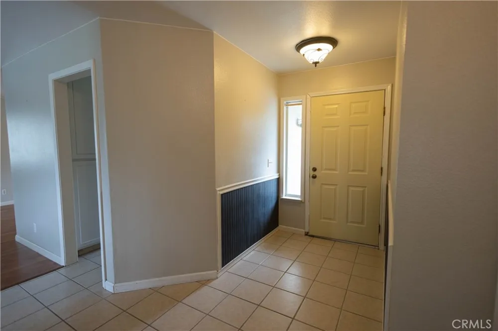 6042 Grange Corning, CA 96021