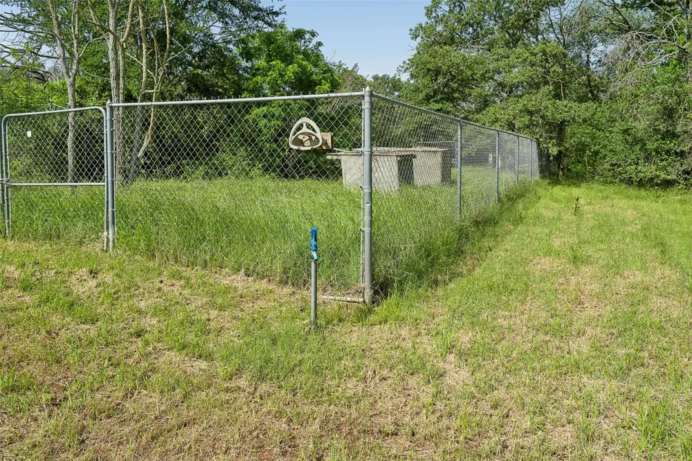 194 Private Road 4663 Boyd, TX 76023