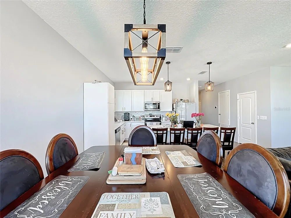 1404 GERANIUM DRIVE Mascotte, FL 34753