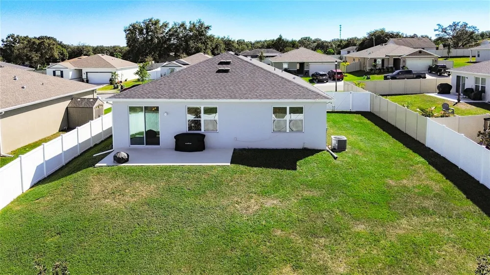 1404 GERANIUM DRIVE Mascotte, FL 34753
