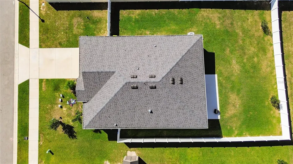 1404 GERANIUM DRIVE Mascotte, FL 34753