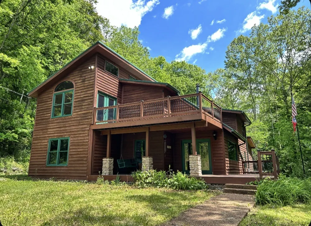 140 Carver Hollow Rd Pleasant Shade, TN 37145