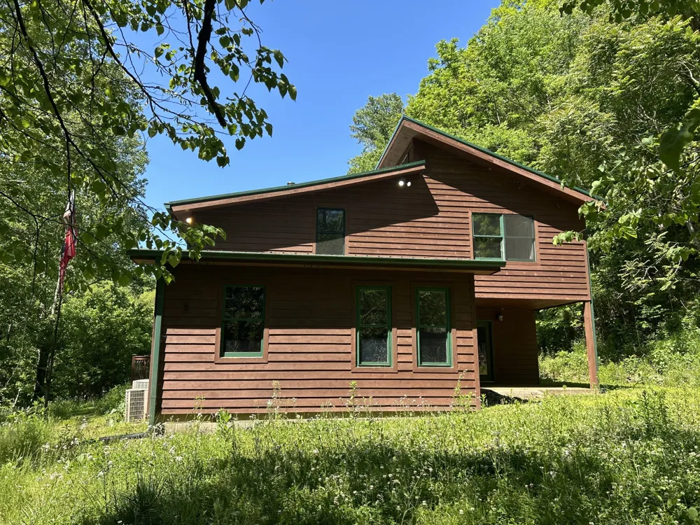 140 Carver Hollow Rd Pleasant Shade, TN 37145