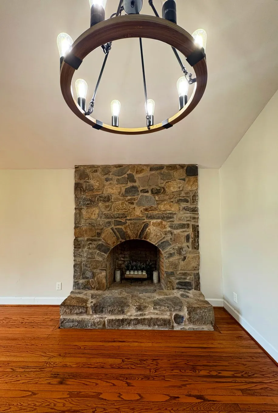 140 Carver Hollow Rd Pleasant Shade, TN 37145