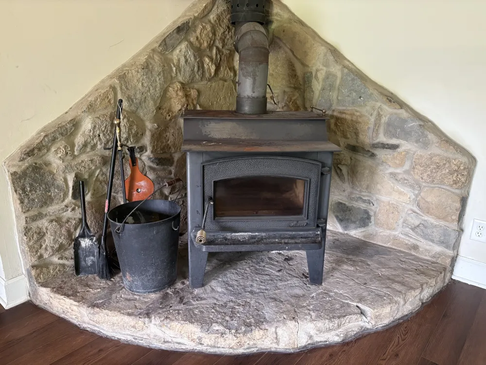 140 Carver Hollow Rd Pleasant Shade, TN 37145