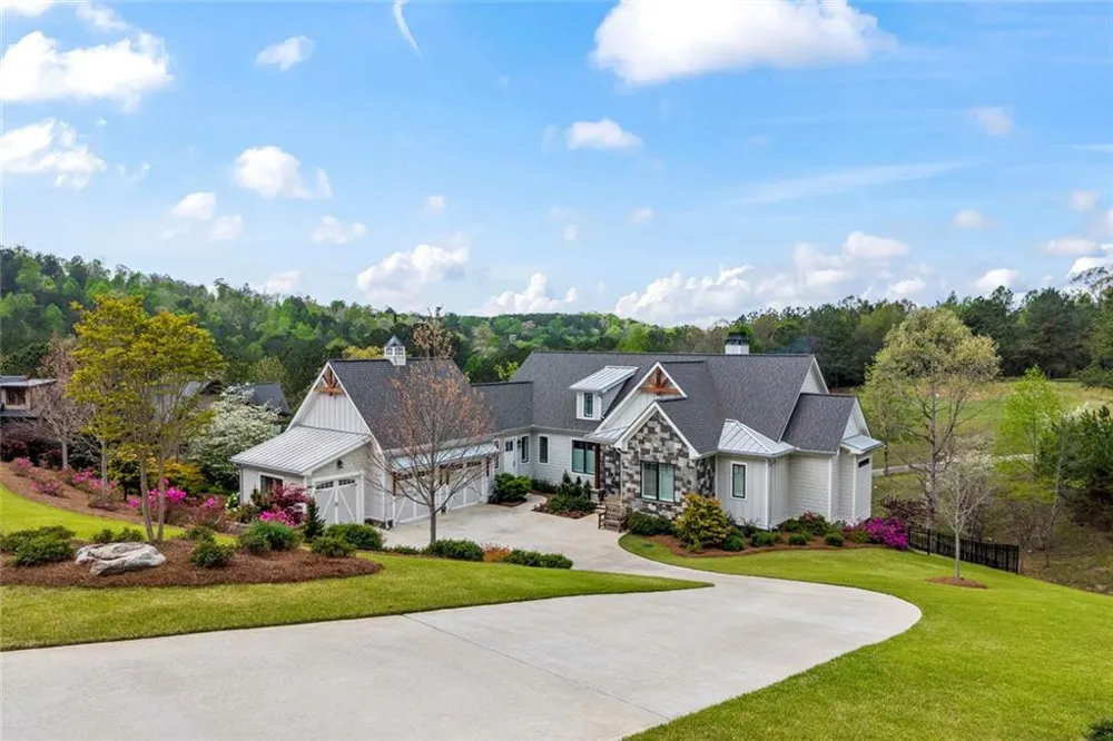 1634 Currahee Club Drive Toccoa, GA 30577