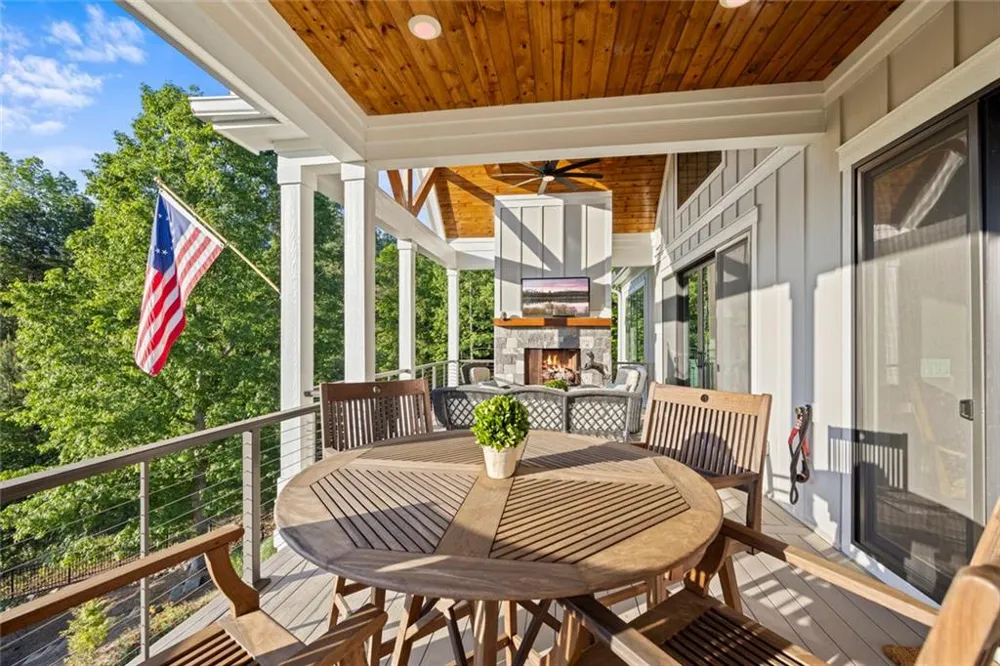 1634 Currahee Club Drive Toccoa, GA 30577