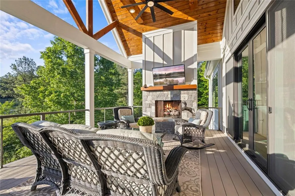 1634 Currahee Club Drive Toccoa, GA 30577