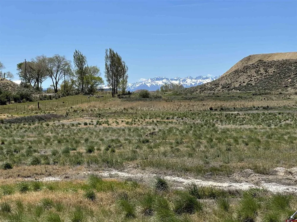 E Oak Grove Road Montrose, CO 81401