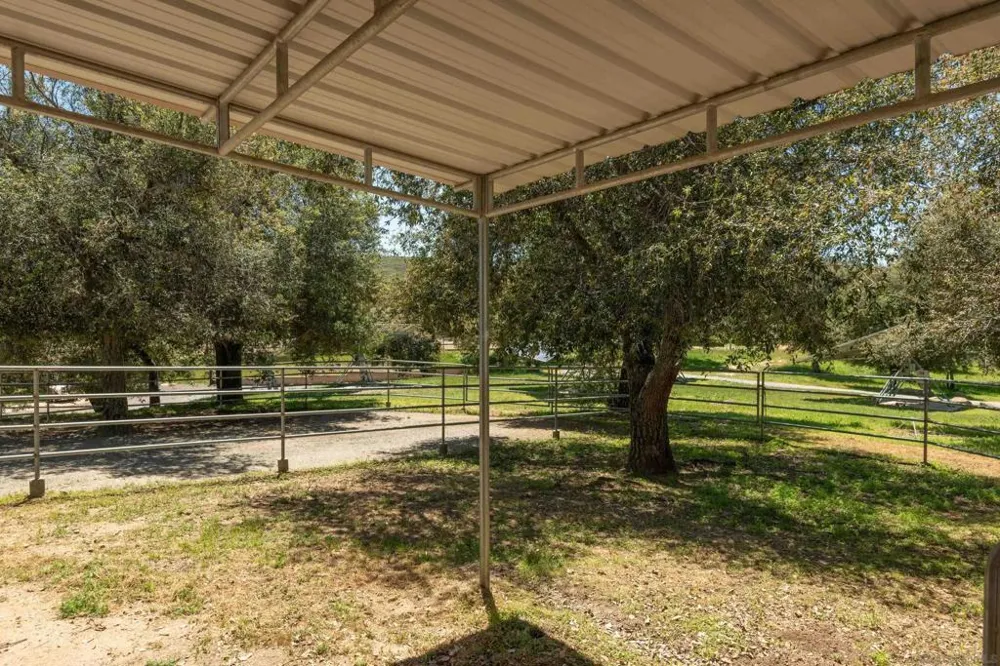 23835 Viejas Grade Descanso, CA 91916