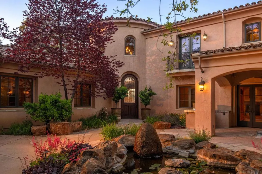 23835 Viejas Grade Descanso, CA 91916