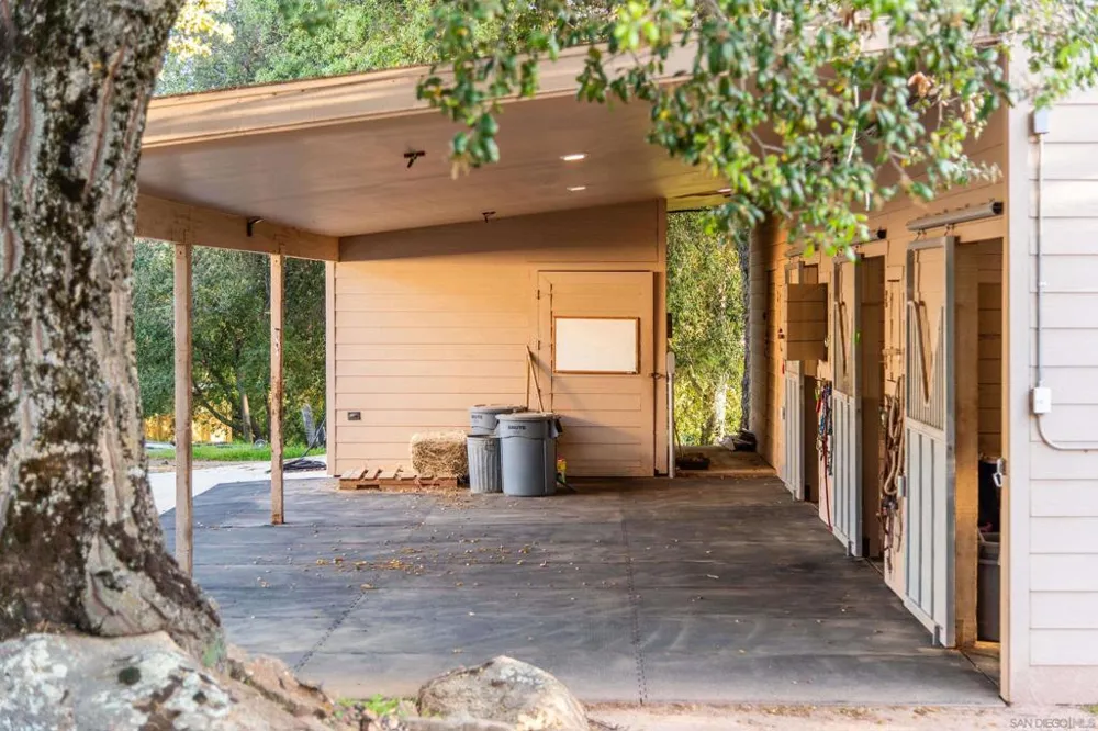 23835 Viejas Grade Descanso, CA 91916