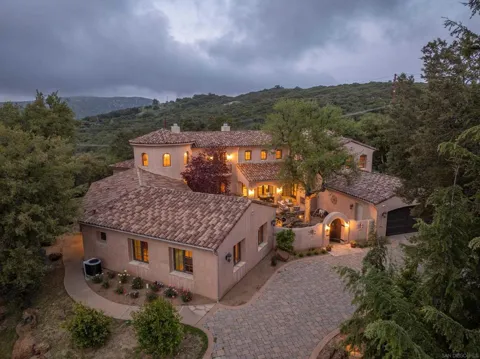 23835 Viejas Grade
